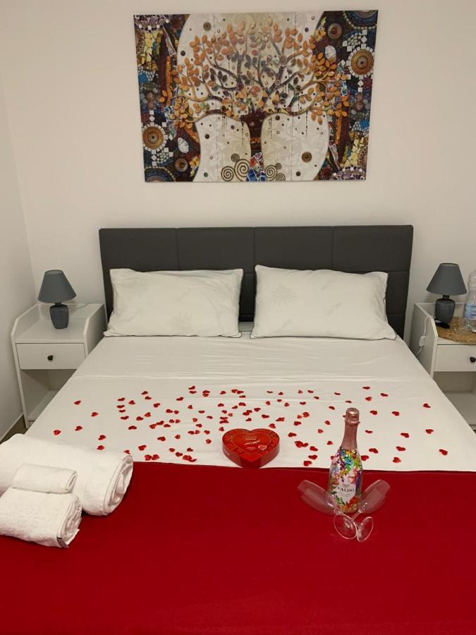 Holidays Apartment Кальяри Экстерьер фото